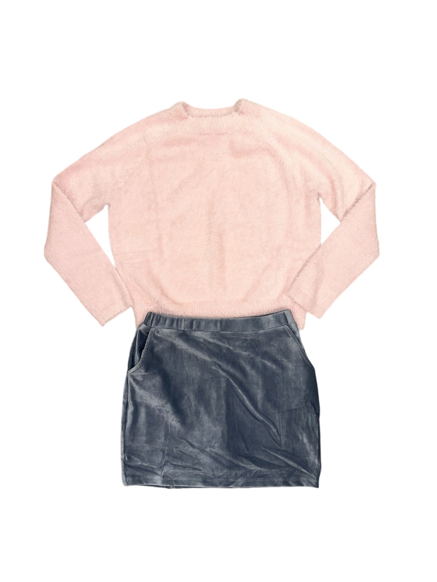 Ari Fuzzy Sweater