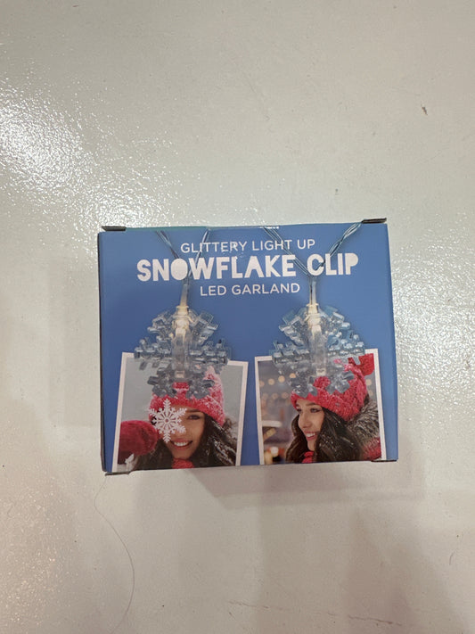 Glittery Light Up Snowflake Clip