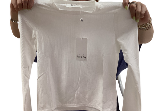 Sadie & Sage White crew neck top